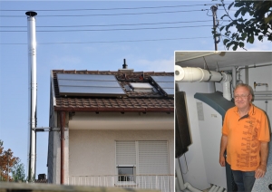 Einfamilienhaus in Bobingen, Kollektor: CITRIN - Aufdachmontage, Kollektorfläche: 13m², Speicher: SolvisMax Solarheizkessel, Speichervolumen: 750 Liter, Energieverbrauch vorher: 35.000 kWh Öl, Energieverbrauch nachher: 22.000 kWh Gas, Energieeinsparung: 40 Prozent, Restheizung: integrierter Gasbrennwertkessel, Besonderheit: Das Gasbrenner ist im Speicher platziert, dadurch im laufenden Betrieb immer Brennwertnutzen. Das Solarheizsystem ist mit einer solaren Start-Stopp-Regelung für den Gasbrenner ausgestattet. Der Gasbrenner ist modulierend von 5 - 20kW ausgestattet.